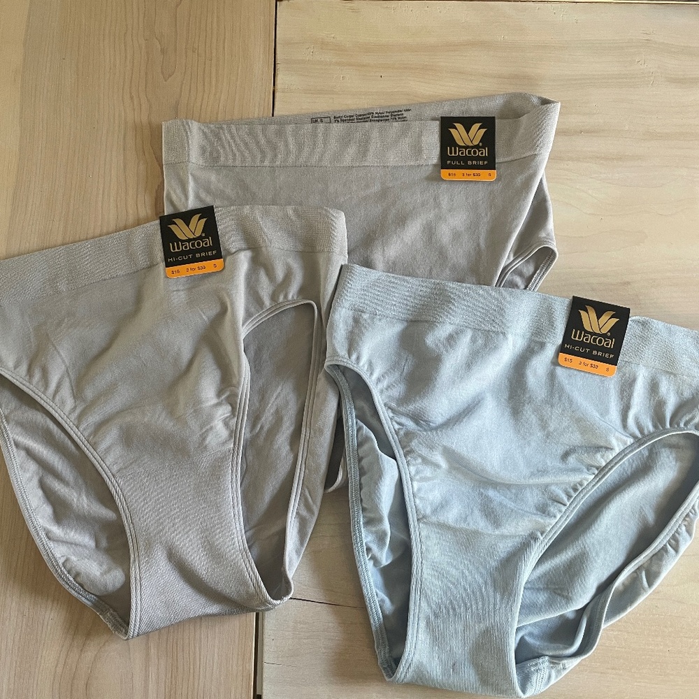 3 Pack of BNWT Wacoal High Waisted Panties